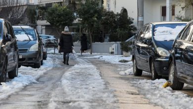 Οι εύκολοι και γρήγοροι τρόποι για να λιώσει το χιόνι στους δρόμους, χωρίς αλάτι 